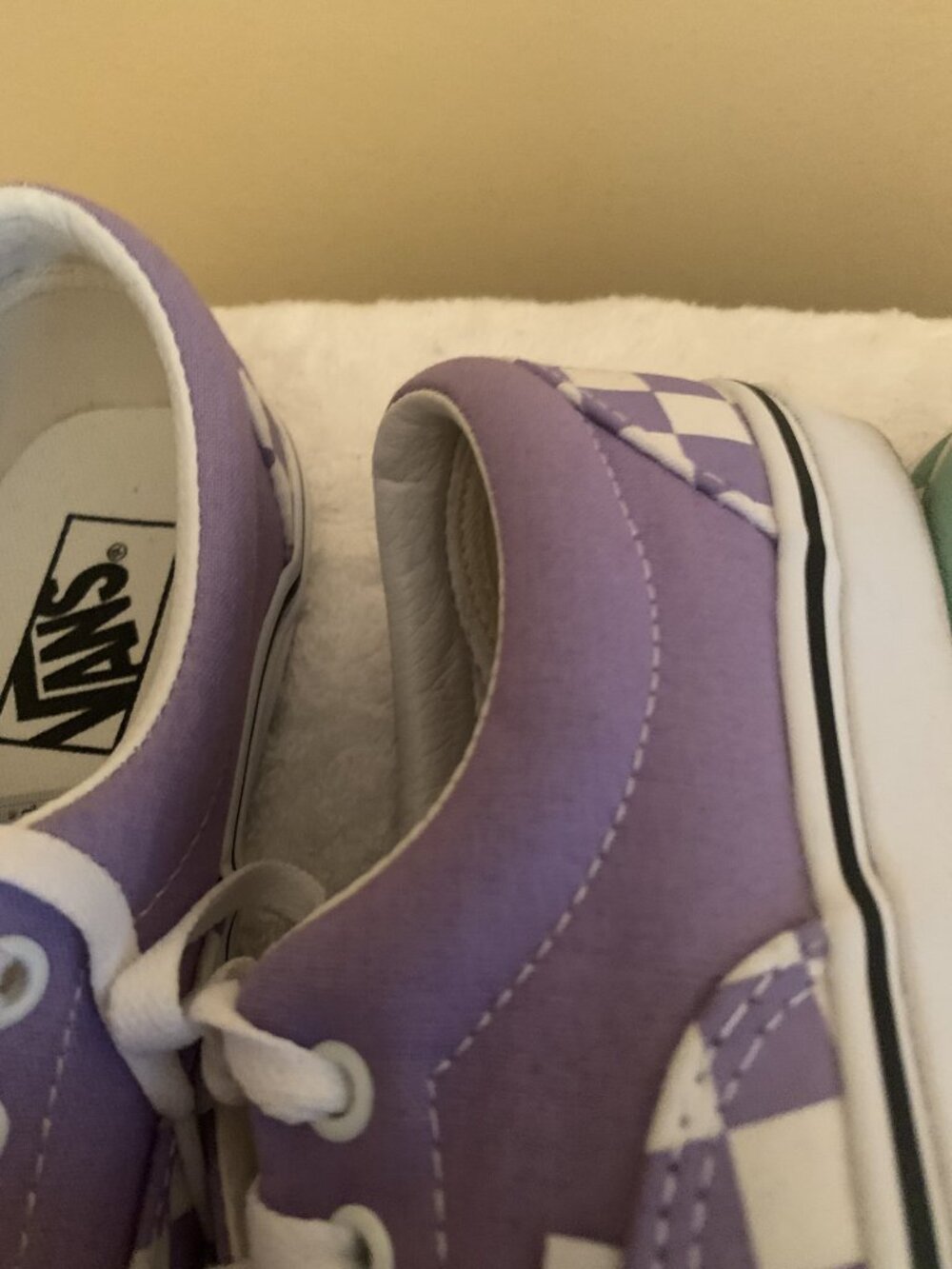Vans - Picture 3 of 5